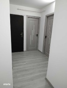 Apartament 3 camere de vanzare