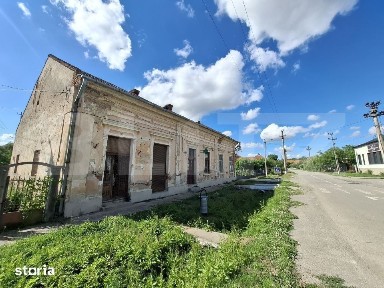 Spatiu comercial de vanzare, 244 mp, zona Centru - Ardud