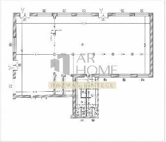 Spatiu comercial 267 mp, curte, centru Tomsani Prahova