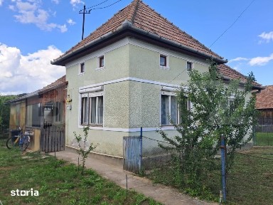 Casa individuala, 70 mp, zona Sarmasu