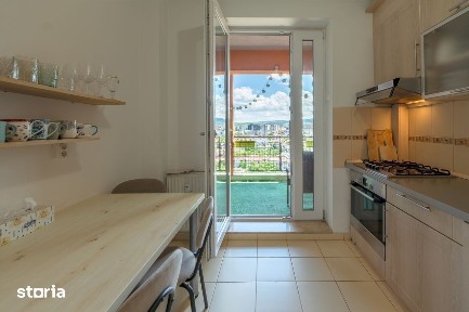 Apartament 2 camere semidecomandat, Piața Fraternității