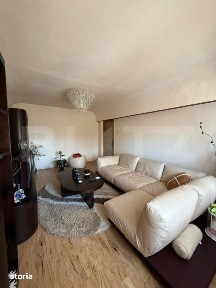 Apartament cu 4 camere, decomandat, zona 9 Mai