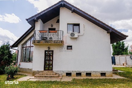 Casa de vanzare cu teren de 722 mp in Sanmartin