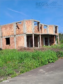 Casa nefinalizata de vanzare in Stupini