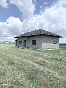 Casa noua pe parter la gri