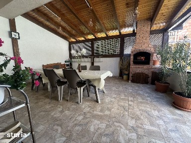 Casa 3 camere, garaj, curte, asfaltat, mobilat/utilat