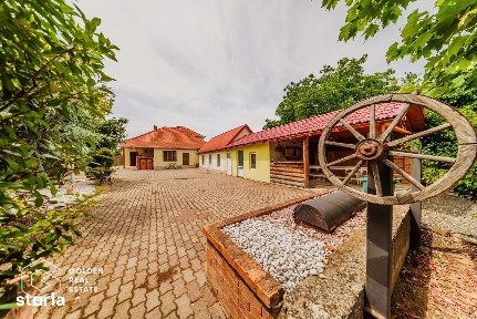 Casă 11 camere, 4 corpuri de clădire, amenajată la cheie, Ghioroc