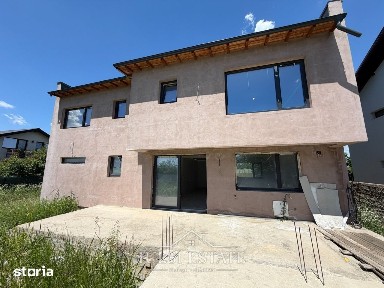 VILA PREMIUM COMISION 0% | 202 MP UTILI | TEREN 704 MP | STREJNICU