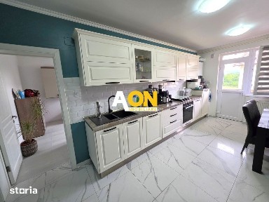 Apartament 3 camere + mansarda, cu garaj și boxă, mobilat, bloc nou
