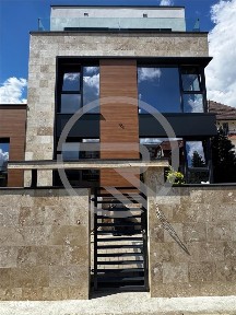 Spatiu Subsol + Parter, 340 mp utili situat in cartierul Gheorgheni!