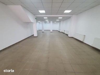 Spatiu comercial 300mp utili+parcari zona Gara Mică 5 eur mp