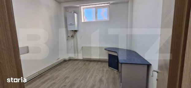 Spatiu comercial, 82 mp, zona Micro 11
