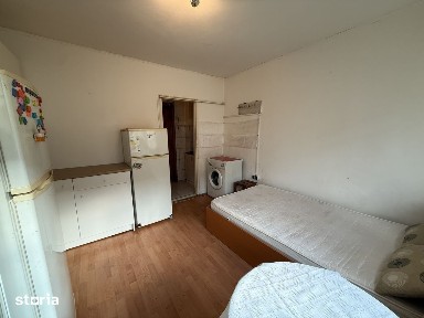 Apartament cu o camera, 16 mp utili, etajul 2, mobilat - Buziasului