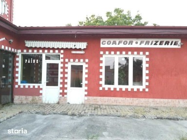 Casa plus spatii comerciale plus teren
