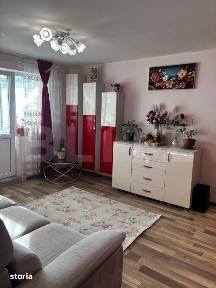 Apartament 3 camere, 50 mp, zona Alexandru cel Bun