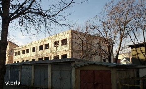 Clădire multi-business