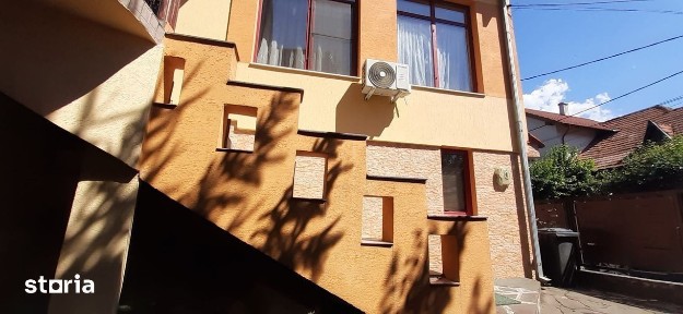 Zona centrala, casa finisata