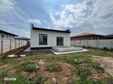 Casa 5 camere 420mp curte, aproape de Bucuresti, comuna Berceni Ilfov