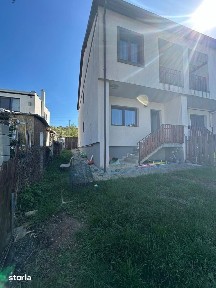 Duplex de inchiriat I 4 camere I Parcare I Zona Vivo
