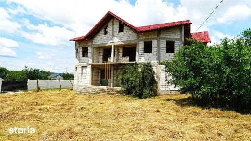 Vanzare Duplex la rosu in Aninoasa 220 mp 500 mp teren Zona superba de