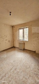 Apartament cu 3 camere, 72 mp, etaj 1, ideal pentru renovare - Simeria