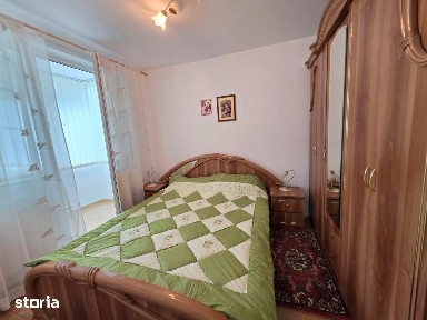 2 camere, decomandat, zonă centrală ( Hotel Roman), etajul 2