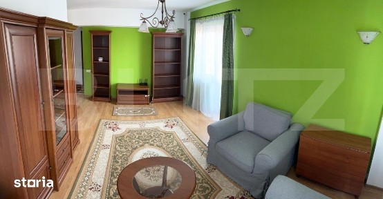 Apartament 3 camere, decomandat, zona Zamca