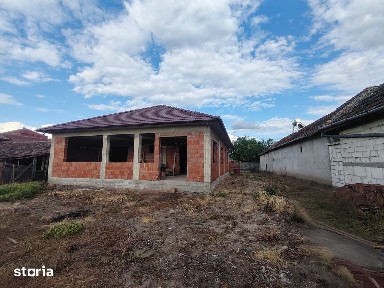 Reducere la casa 123.000 Euro Casa noua mare la roșu cu teren mare