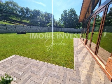 Casa si Teren Generos in Ampoita - Constructie Noua cu Autorizatie