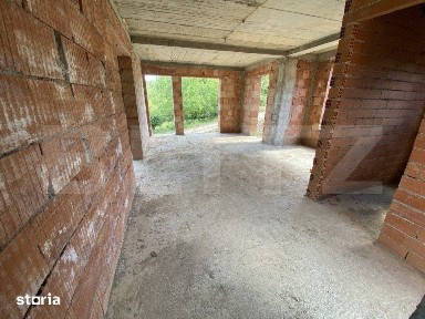 Casa familiala la rosu in suprafat utila de 199 mp si 400 mp teren