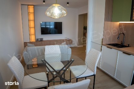 Apartament cu 3 camere de închiriat în Curtea de Argeș.