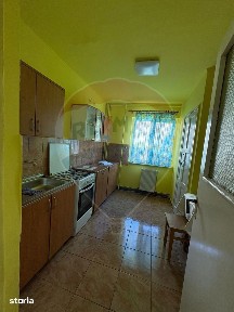 Apartament 2 camere de închiriat -etaj 1 renovat, ideal pentru familie