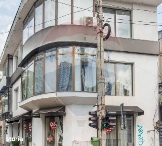Inchiriere Clădire Comercială Independentă | Poziție de Colț