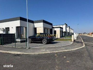 4 camere 2 bai teren 444mp PROMOTIE