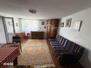 Casa de vanzare, 5 camere si un teren de 500 mp