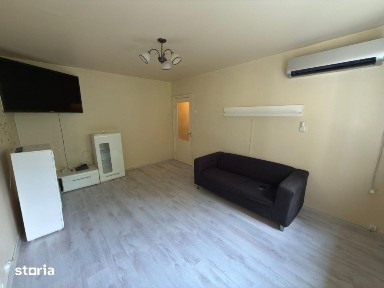 Apartament cu 2 camere, 40 mp, zona Malu Rosu