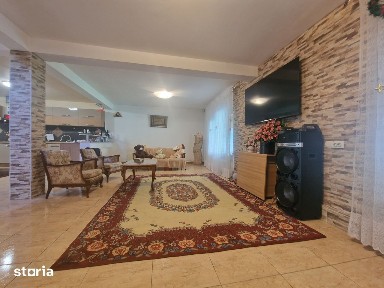 Valu lui Traian- Vila P+1, 4 camere, 1 garaj, teren 716mp-260.000e neg