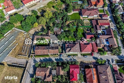 Casa 3 camere, bucatarie si baie, in zona centrala din Chisineu-Cris