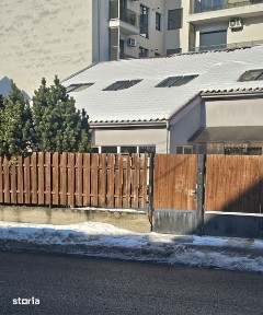 Casa 5 camere - zona Platinia