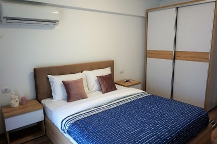 Palazu Mare, Aleea Jadului 9