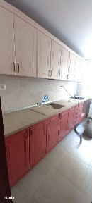 Apartament 2 camere, etaj 2, centru Piatra Neamt