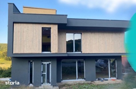 Casa tip duplex 4 camere+Garaj,182mp utili+gradina!Zona Cetatea Fetei!