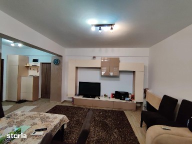 Apartament 2 camere, balcon, loc de parcare, Constanța Sud