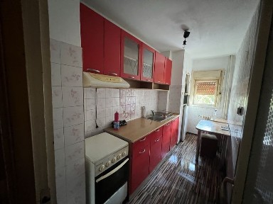 Apartament de inchiriat in Vlaicu,3 camere decomandate,etajul 2