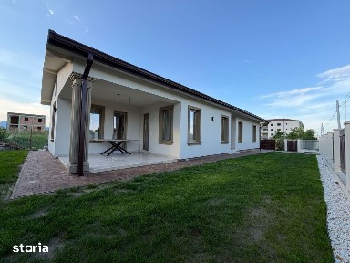 Casă de vânzare