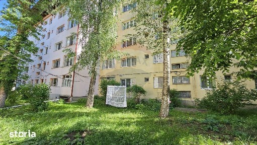 Apartament cu 2 camere, etaj 1 în zona George Enescu, Suceava