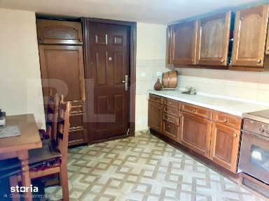 Casa de vanzare cu curte si anexe, teren 1253 mp, Berghin