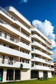 Apartament finisat 3 camere/terasa!Cel mai nou ansamblu EROILOR!