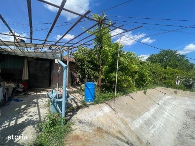 Casa demolabila, 50 mp, teren 500 mp, zona Simnicul de Jos