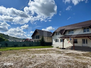 Vila cu potential turistic, 500 mp, la poalele muntilor Rasnov